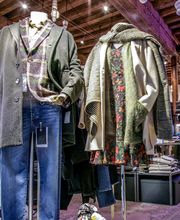Show Rooms image 3