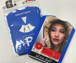 Parkscheiben mit Foto bedrucken. Gestalten Sie Ihre persönliche Parkscheibe als Geschenk oder für sich selbst. • Hochwertiger UV-Druck Immer eine Parkscheibe, einen Eiskratzer, einen Einkaufschip und ein Reifenprofilmesser zur Hand mit eigenem Foto.