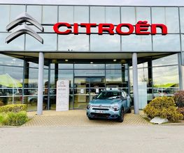 Citroën Midi Auto Lorient image 2