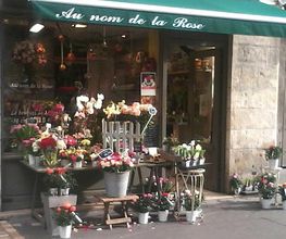 Une Fleur Sur La Place image 2