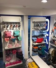 OKAIDI COMO VIA MILANO immagine 6