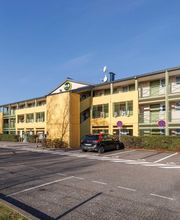 B&B HOTEL Clermont-Ferrand Le Brézet Aéroport image 3