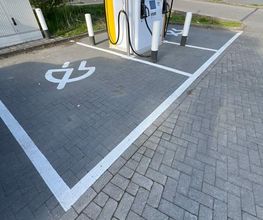 Shell Recharge Charging Station Bild 2