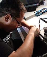 uBreakiFix - Phone and Computer Repair image 14