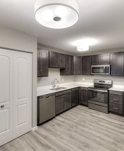 Eagle Creek Apartments image 4