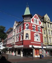 Aussenansicht der Einhorn-Apotheke