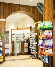 Innenansicht der Park Apotheke, Berlin