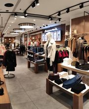 GUESS immagine 6