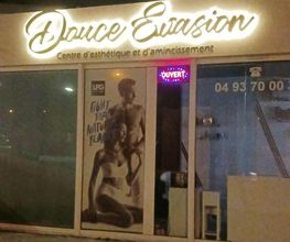 Douce Evasion image 9