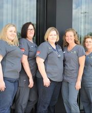 East Hills Veterinary Clinic image 2