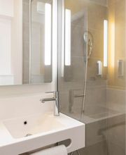 B&B HOTEL Massieux Genay image 5