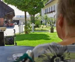 Wohnen und Pflege Peteracker AG Bild 6