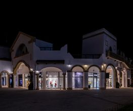 Calvin Klein Outlet immagine 5