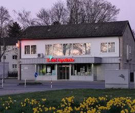 Aussenansicht der Distel-Apotheke