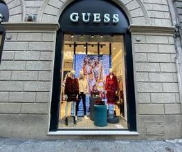 GUESS immagine 3