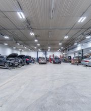 Wide Shot of Body Repair Area