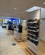 Škoda Poissy - Car Lovers image 2