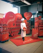 Ast Display + Design GmbH Bild 14