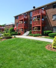 Milford Trails Apartments and Storage-A Red Oak Apt Community image 1