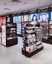 Douglas Dresden Schillergalerie Bild 5