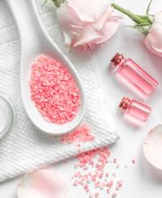 YIN & TONIC Hydrolatemanufaktur Weinböhla Bild 1