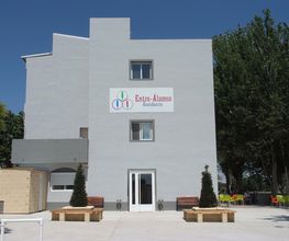 RESIDENCIA ENTRE ALAMOS imagen 1