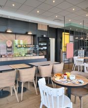 B&B HOTEL Dreux Nord image 9