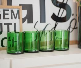 Unikat Trinkgläser aus alten Flaschen in wunderschönem Flaschengrün