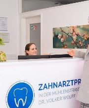 Zahnarztpraxis Dr. Volker Wolff in Lübeck Bild 3