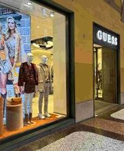 GUESS immagine 2