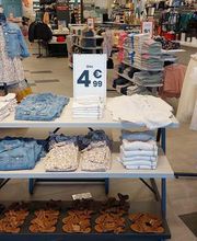 Tape à l'oeil -  La Chapelle-Saint-Aubin image 1