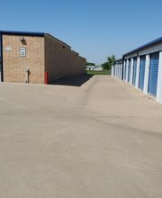 Advantage Storage image 3