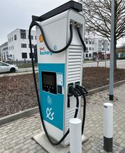 Shell Recharge Charging Station Bild 3