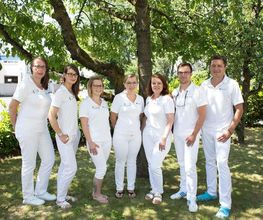 Das Team der Zahnarztpraxis Stefan Bieger in Herzogenaurach freut sich auf Ihren Besuch