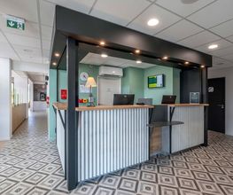 B&B HOTEL Saintes image 10