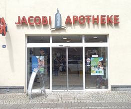 Aussenansicht der Jacobi-Apotheke