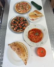 Piccolo Pizza & More image 1