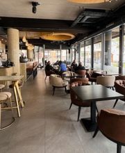 Dreamers All Day Bar Bild 3