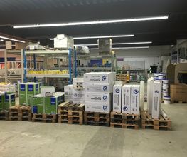 Standortbild Innenraum Lager MEGA eG Eutin, Großhandel für Maler, Bodenleger und Stuckateure