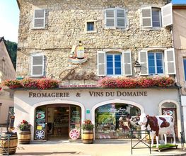 Badoz Vins et Fromages image 2