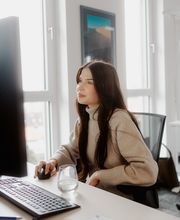 Beratung in der Agentur - DBV Deutsche Beamtenversicherung Wessel & Kollegen OHG - Kfz-Versicherung in Nürnberg