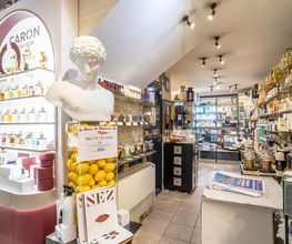 Paris Parfums image 15