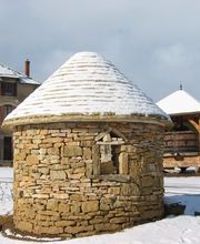 Cave De Bissey image 4