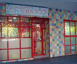 guarderia-nannys-fachada-01.jpg