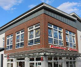 Aussenansicht der Wunderburg-Apotheke