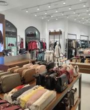 GUESS immagine 6
