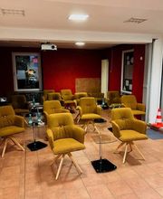 Räumlichkeiten der Fahrschule Bär in Markdorf mit modernem Unterrichtsraum für Theorieunterricht und Führerschein-Ausbildung nahe Immenstaad und Meersburg.