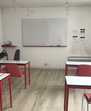 Auto-école ECF SURGERES image 4