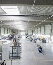 Fertigung und Glaserei auf 1800m²