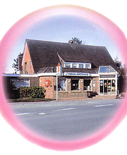 Aussenansicht der Anker-Apotheke Neermoor